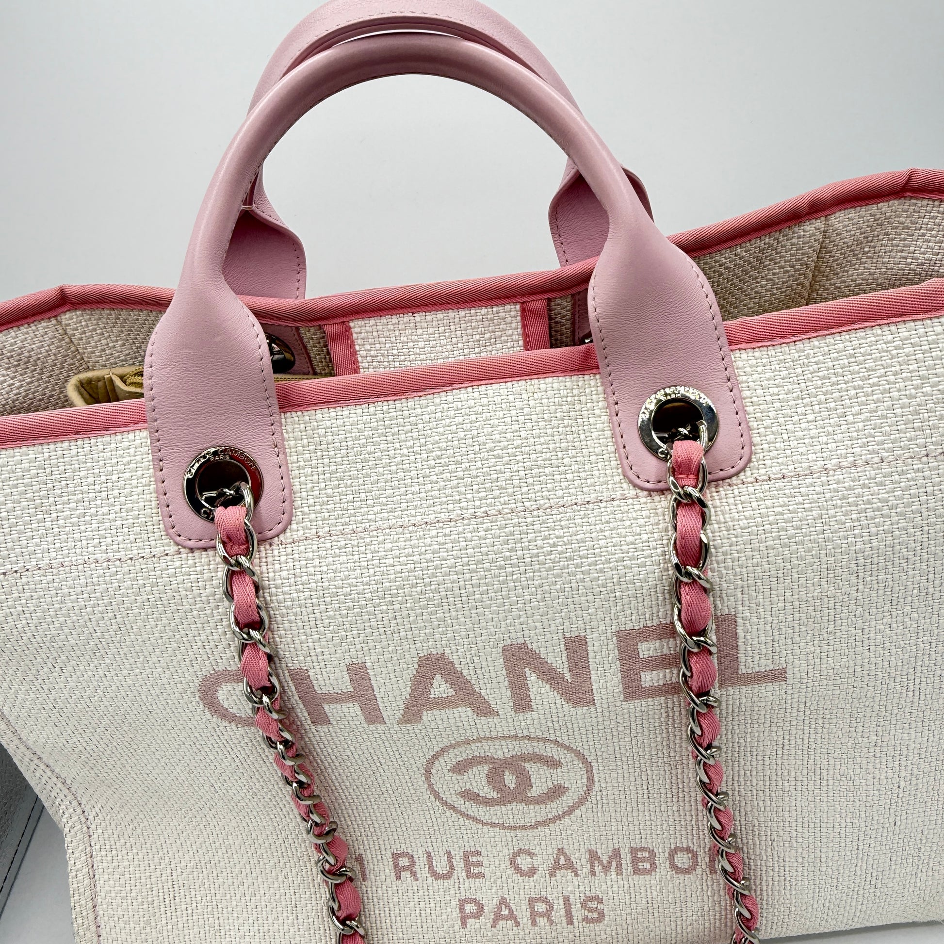 Woven Straw Raffia Medium Deauville Tote
