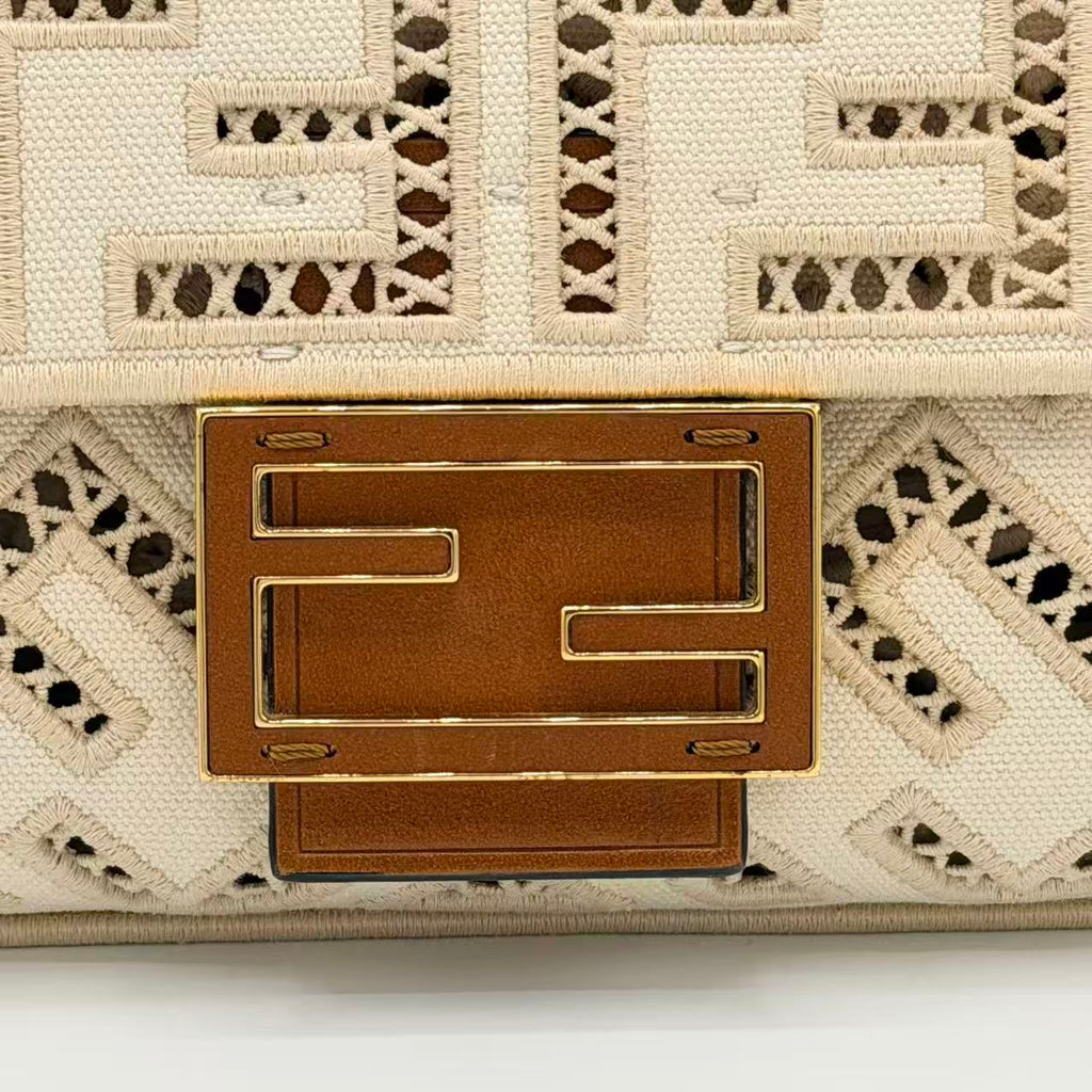 Baguette FF Crochet Raffia Bag