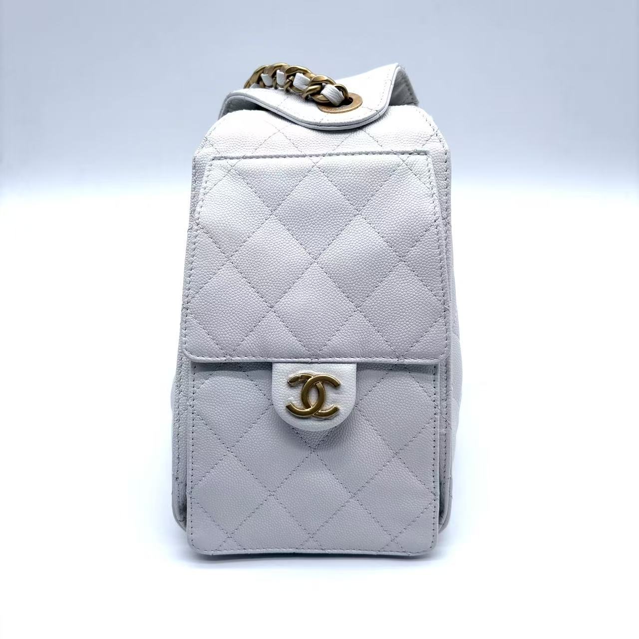 Chanel 25 leather handbag