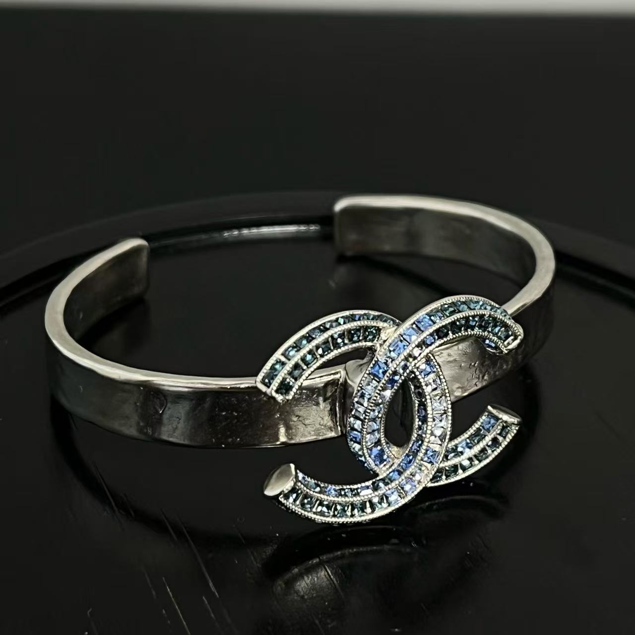 Chanel CC Logo Bracelet Twins LDJ4287