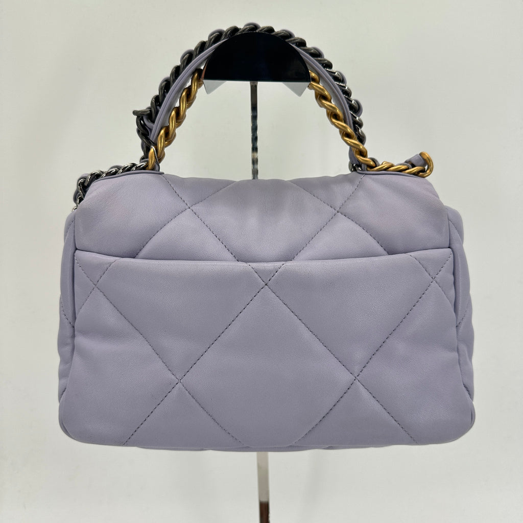 19 Flap Bag Quilted Leather Medium