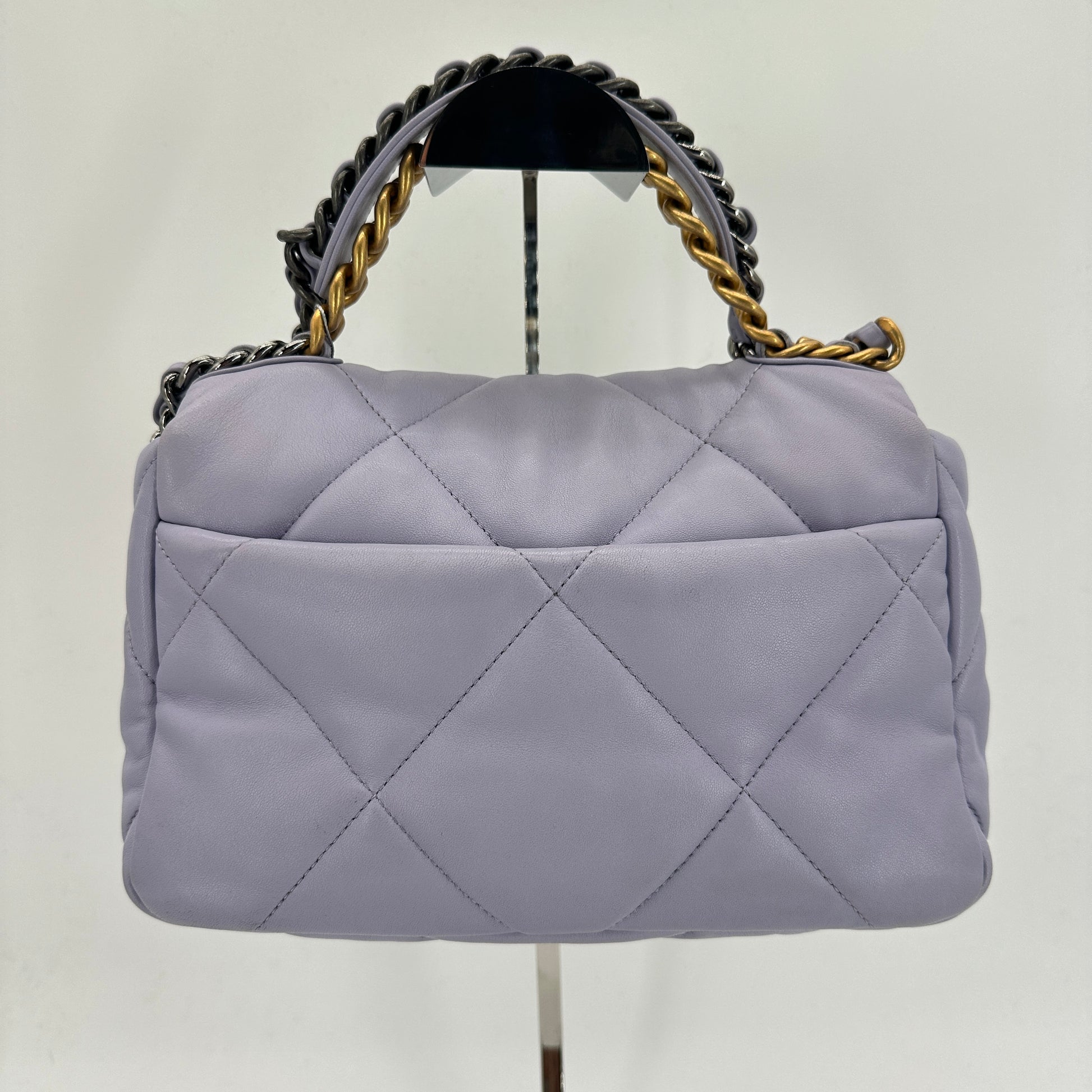 19 Flap Bag Quilted Leather Medium