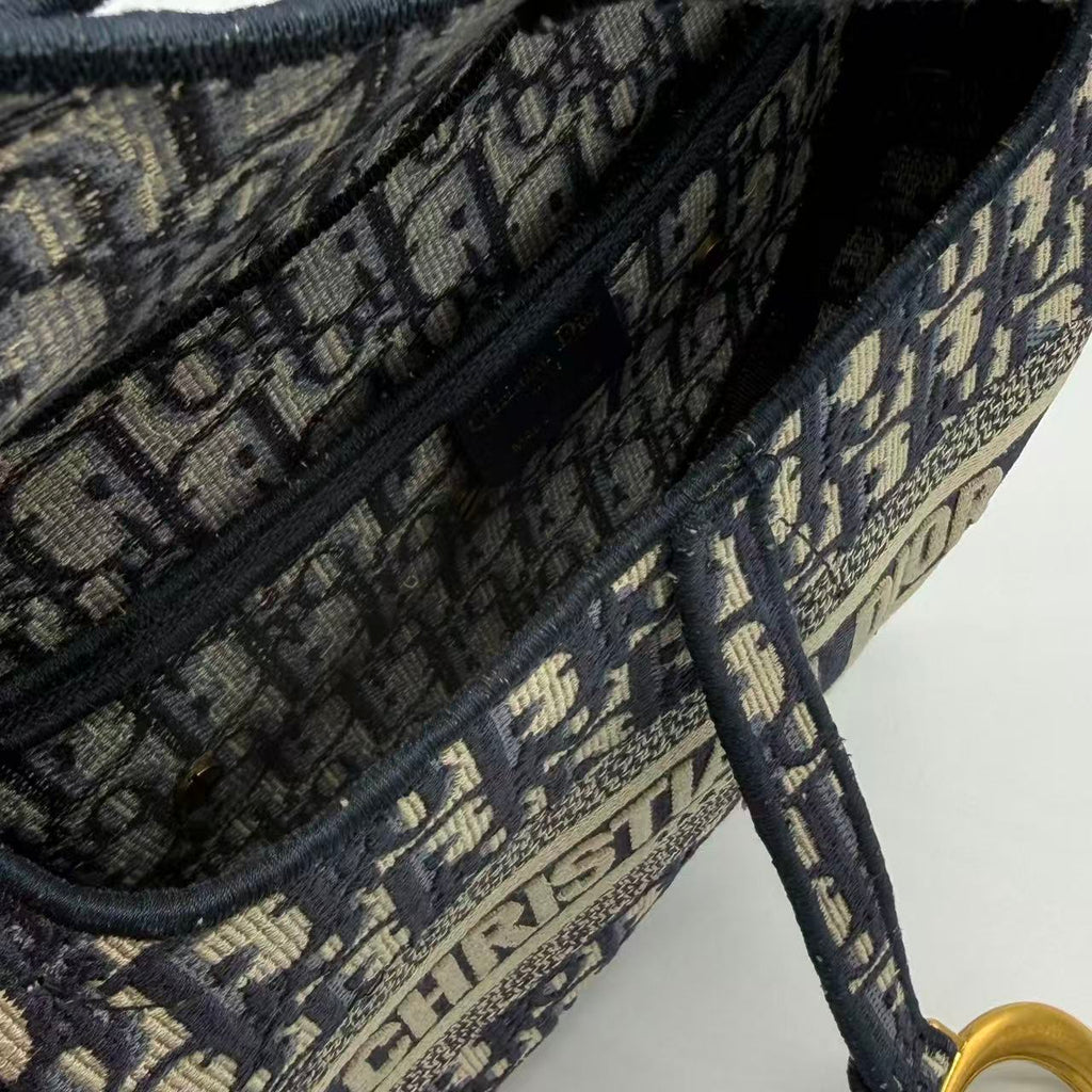 Saddle Handbag Logo Embroidered Oblique Velvet Medium