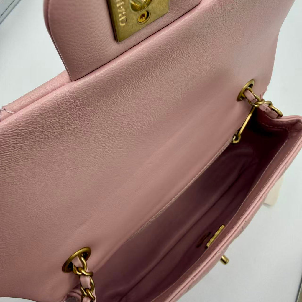 Sweet Heart Chain Flap Bag Quilted Lambskin Mini
