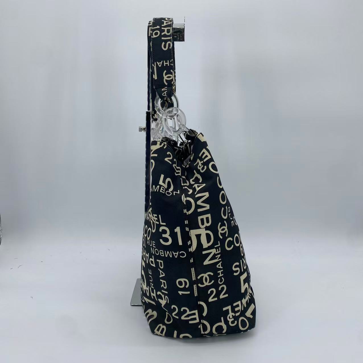 31 Rue Cambon Beach Tote