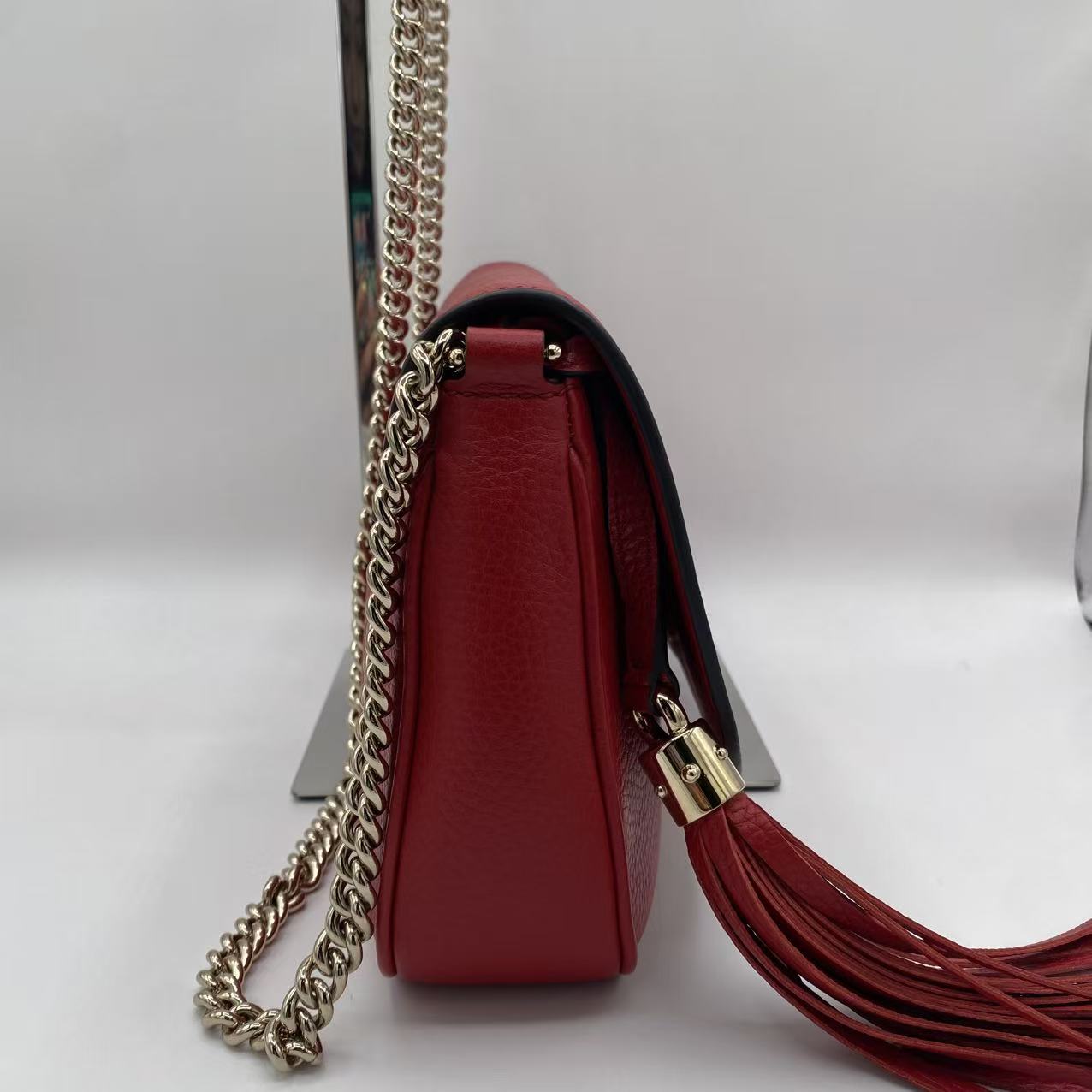 Soho WOC Red