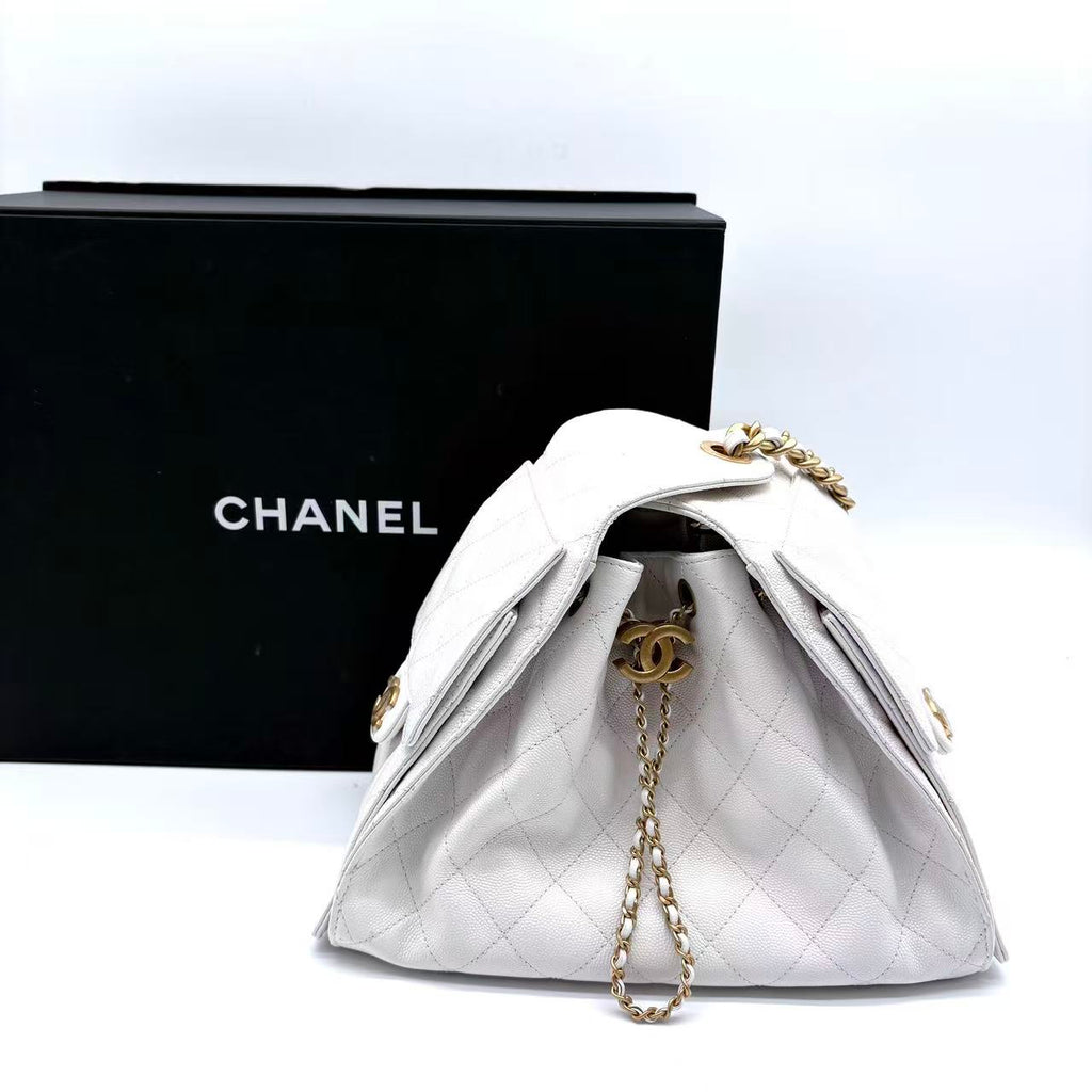 Chanel 25 leather handbag