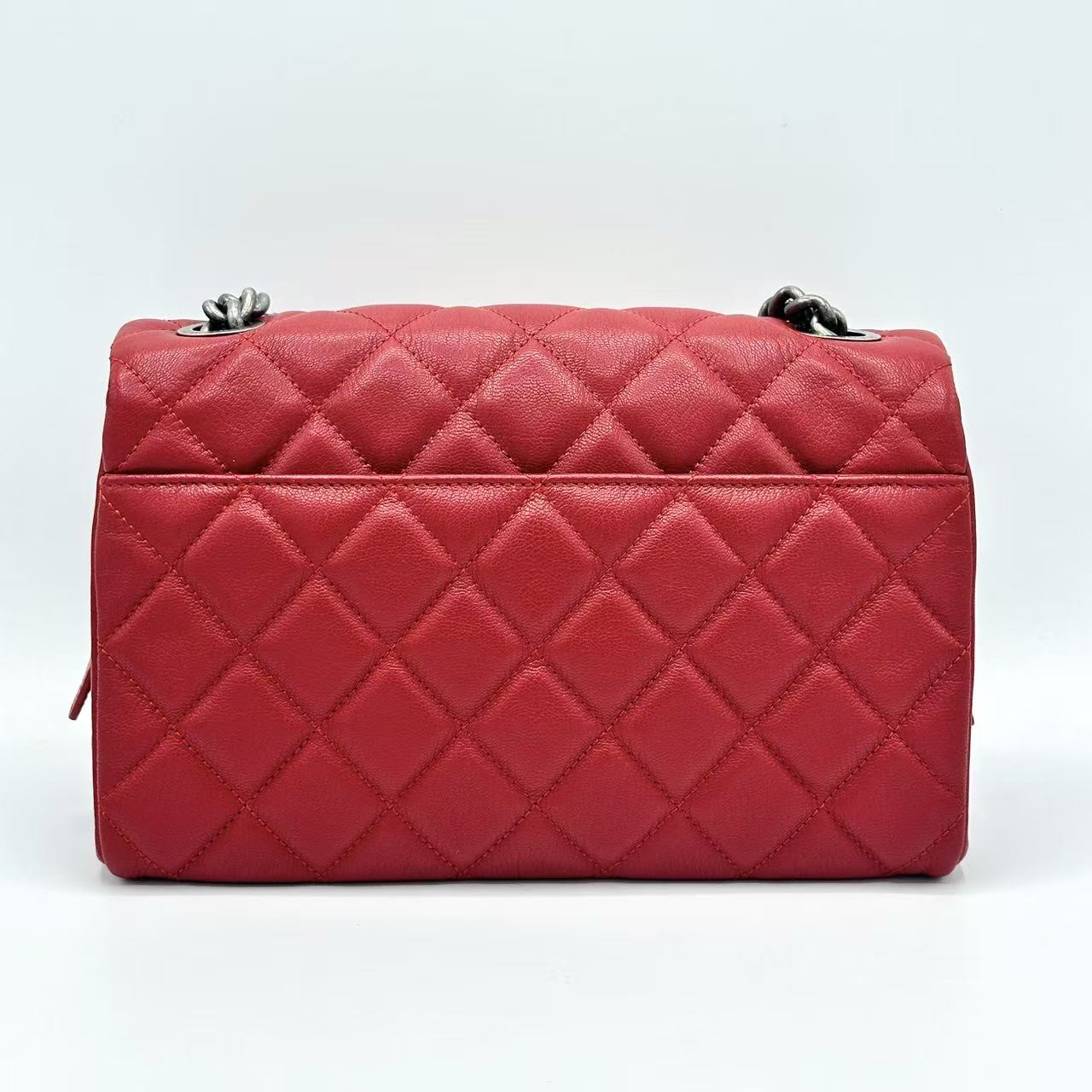 City Rock Flap Bag Red