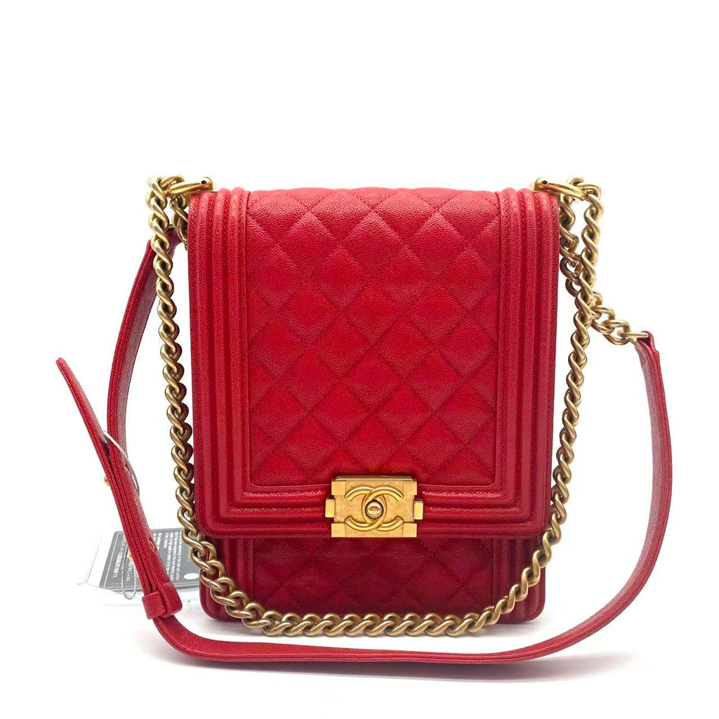 Caviar Quilted North South Boy Flap Red