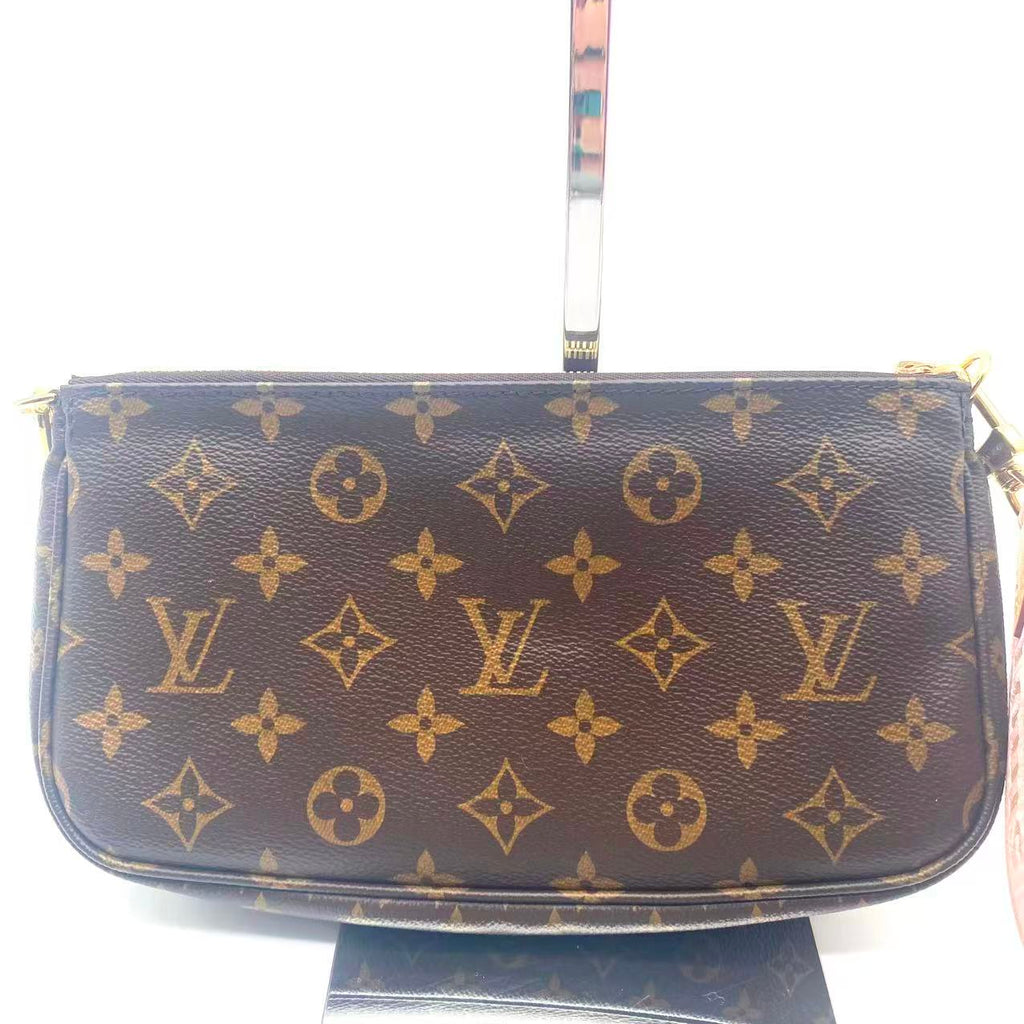 Multi Pochette Accessoires Monogram Canvas