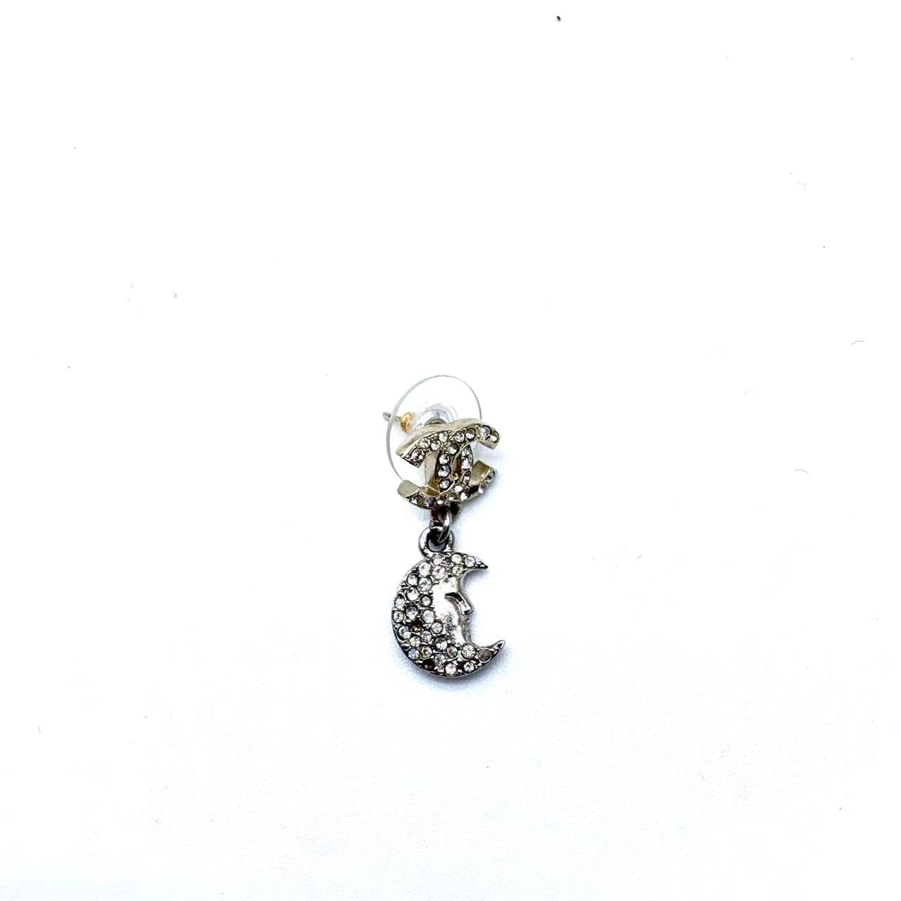 Ruthenium Crystal CC Star Moon Earrings Grey Gold