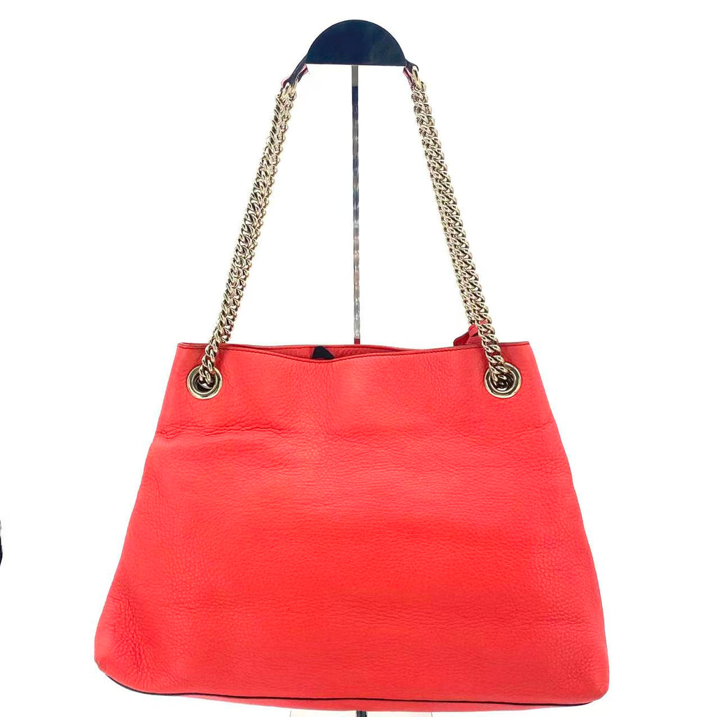 Pebbled Calfskin Medium Soho Chain Shoulder Bag Tabasco Red