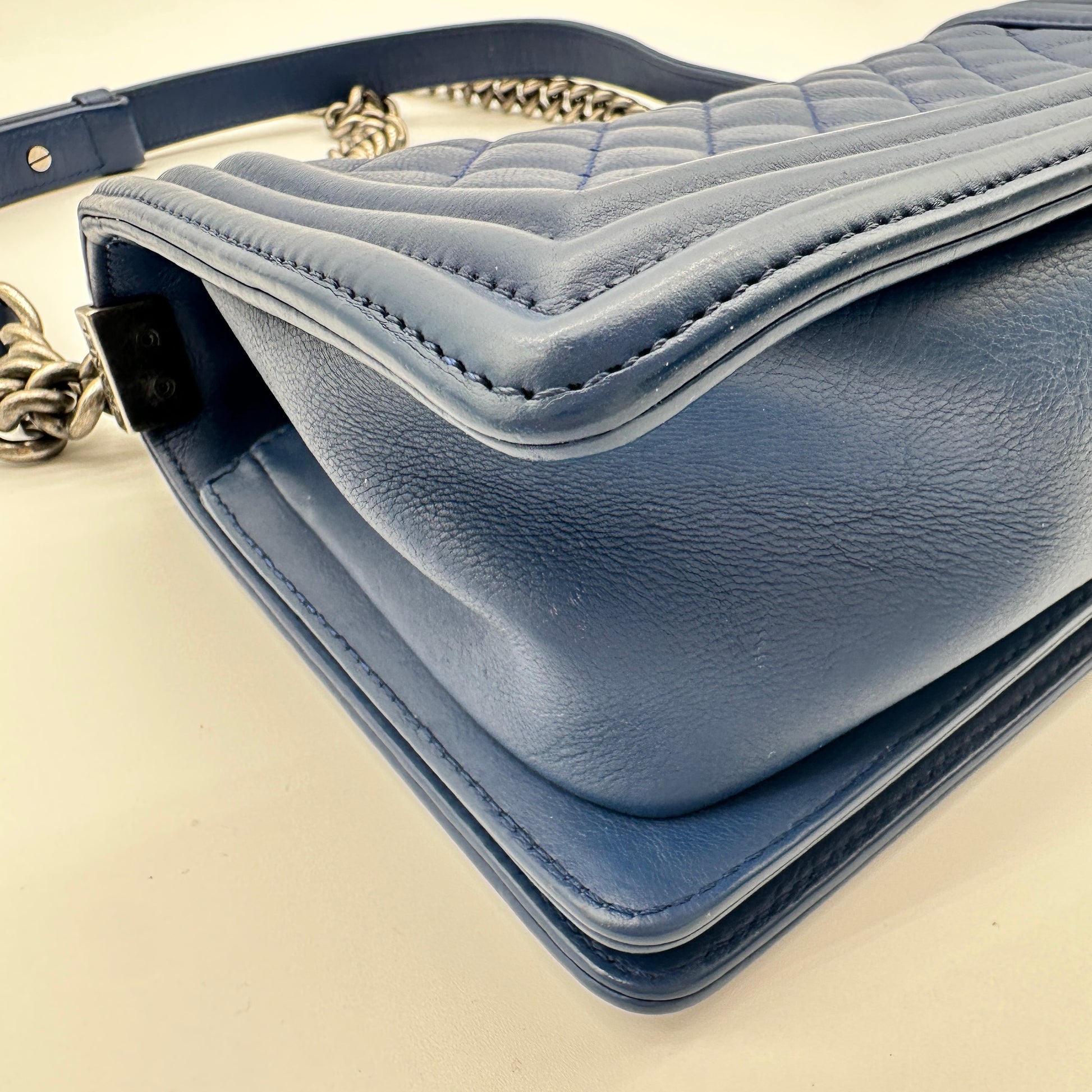 Calfskin Quilted Medium Boy Flap Dark Navy