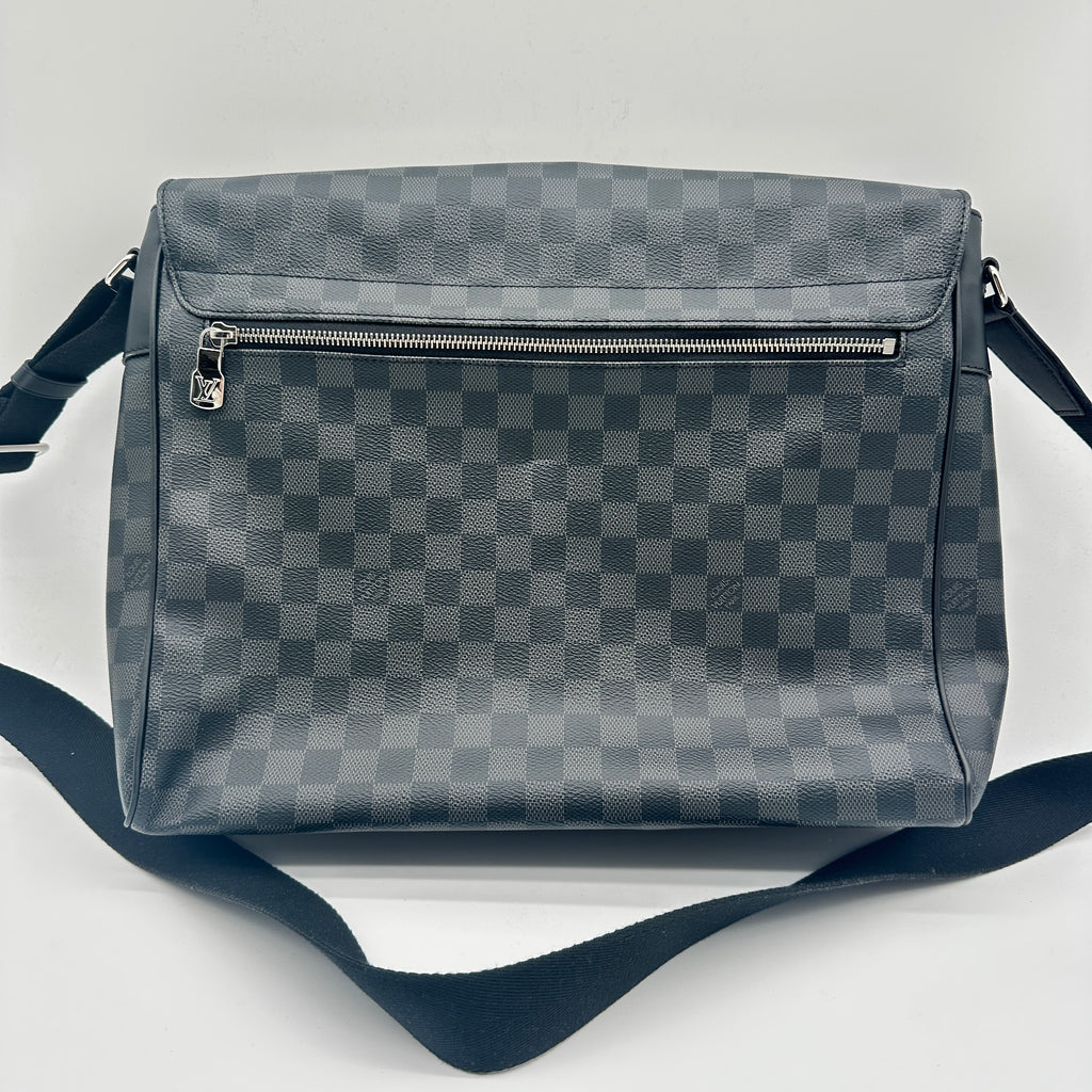 Daniel Messenger Bag Damier Graphite MM