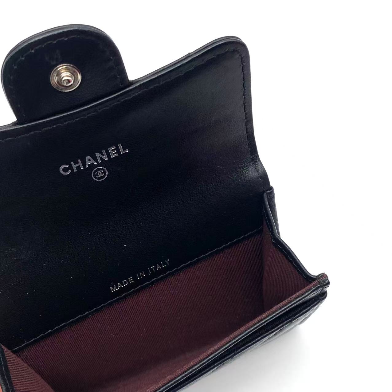 Chevron Quilted Flap Card Holder Black