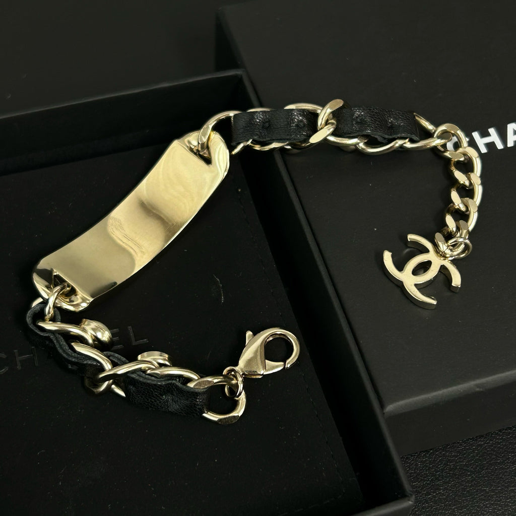 Metal Lambskin Pearl Name Plate Bracelet Black Gold  Twins LDJ3986