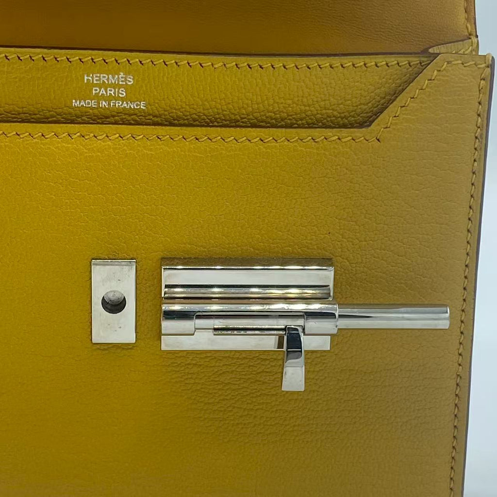 Hermès Jaune Ambre Chèvre Mysore Mini Verrou 17 Palladium Hardware