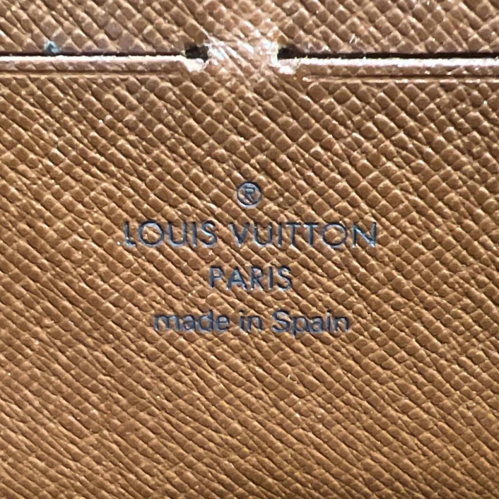 Louis Vuitton Monogram Zippy Wallet W23256