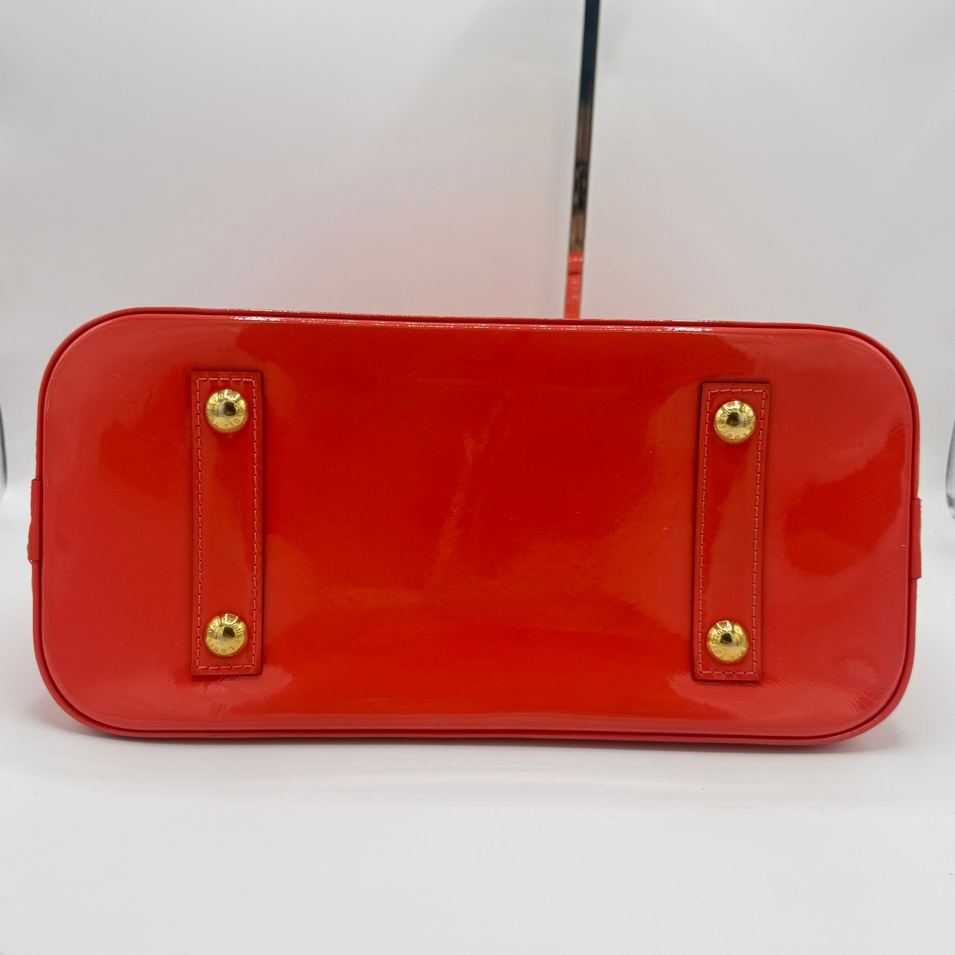 Alma Handbag Monogram Vernis PM