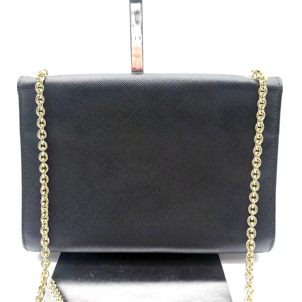 Leather clutch bag W20989