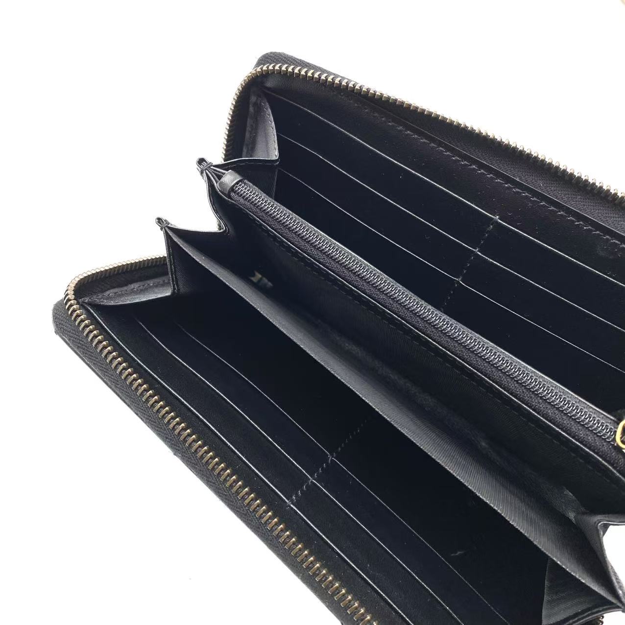 Gucci GG Marmont Zip around wallet