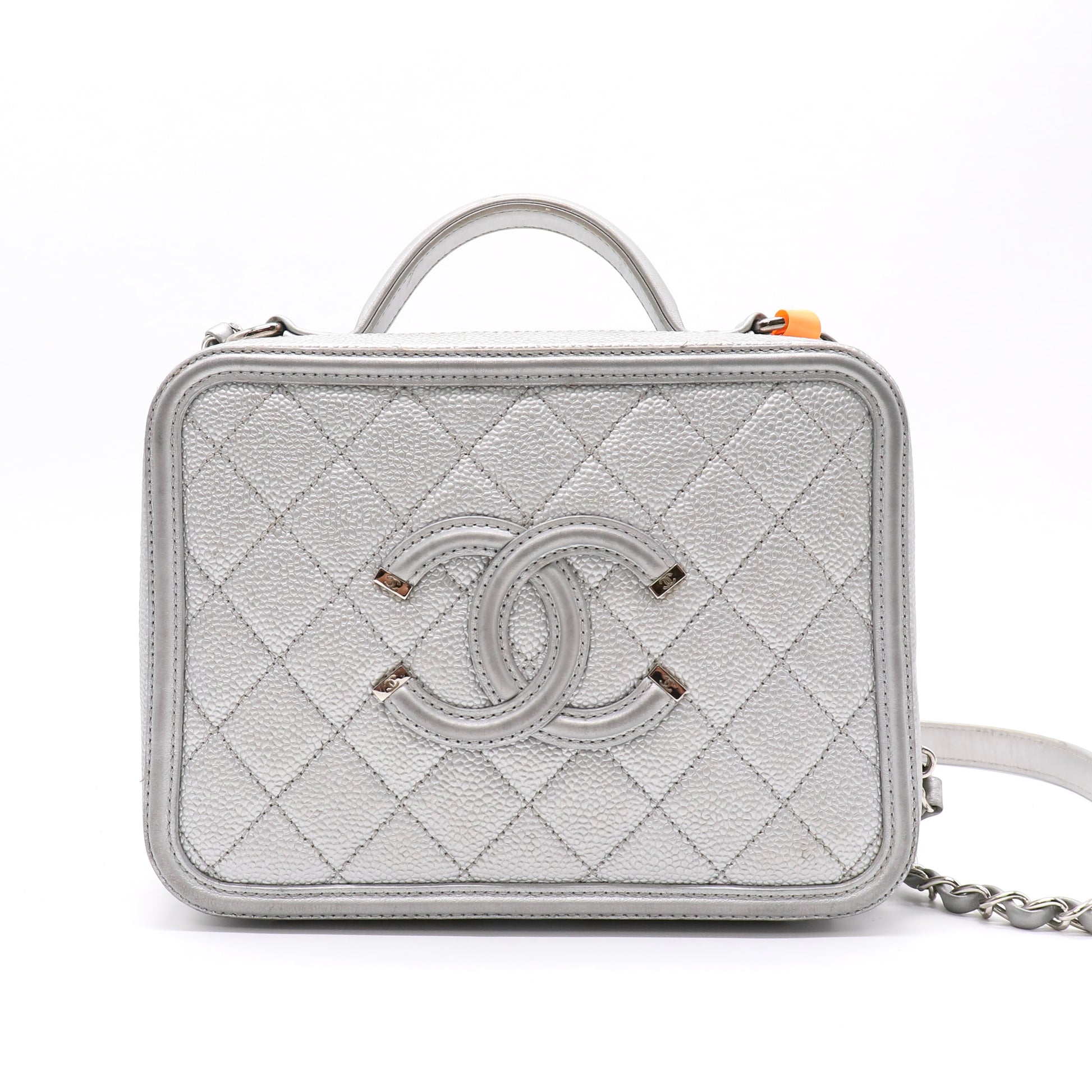 Caviar Quilted Medium CC Filigree Vanity Case Silver twins LDZ276