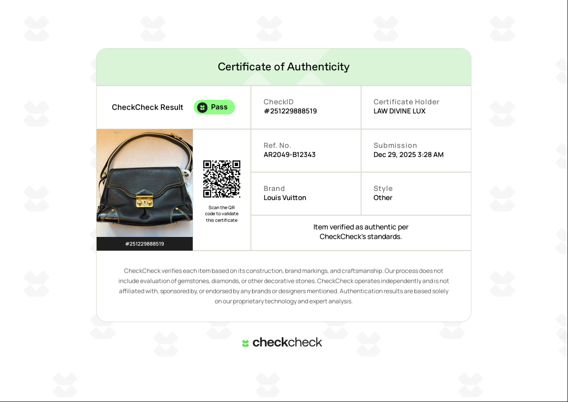 Black Suhali Leather L'Essentiel PM Bag B12343