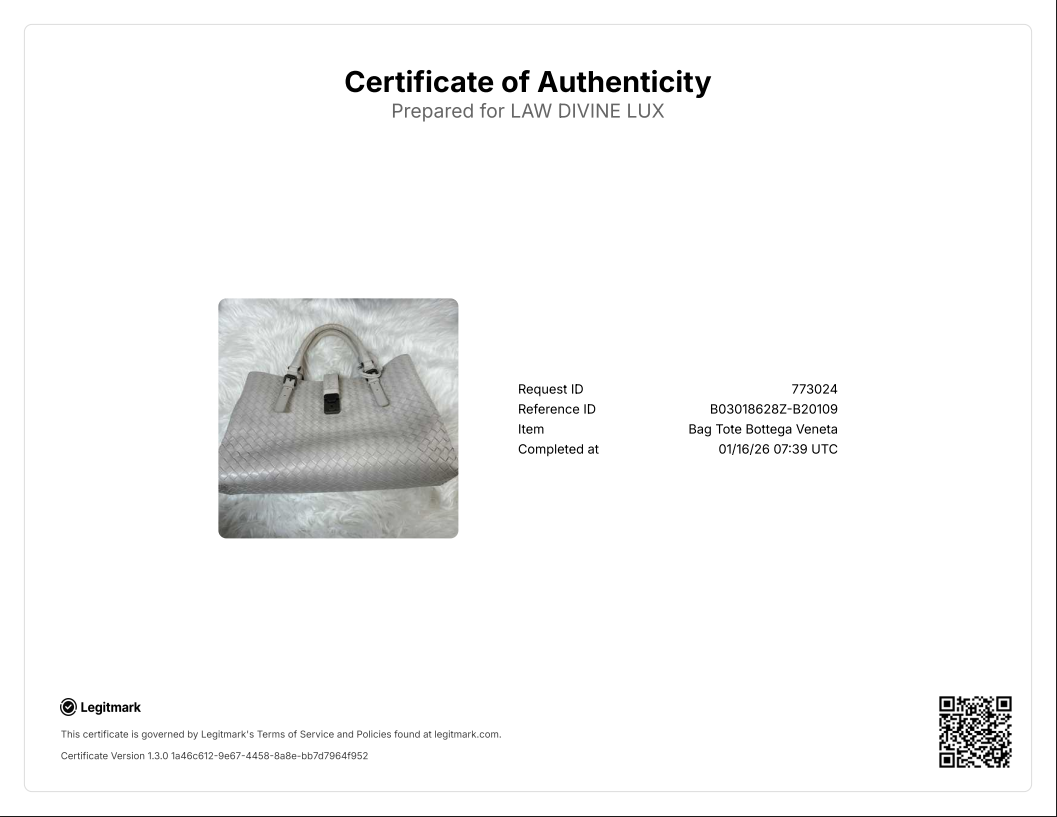 Roma Tote Off White Bag Locker has the key B20109