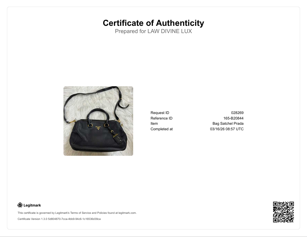 Black Vitello Phenix Leather Bauletto Bag B20844