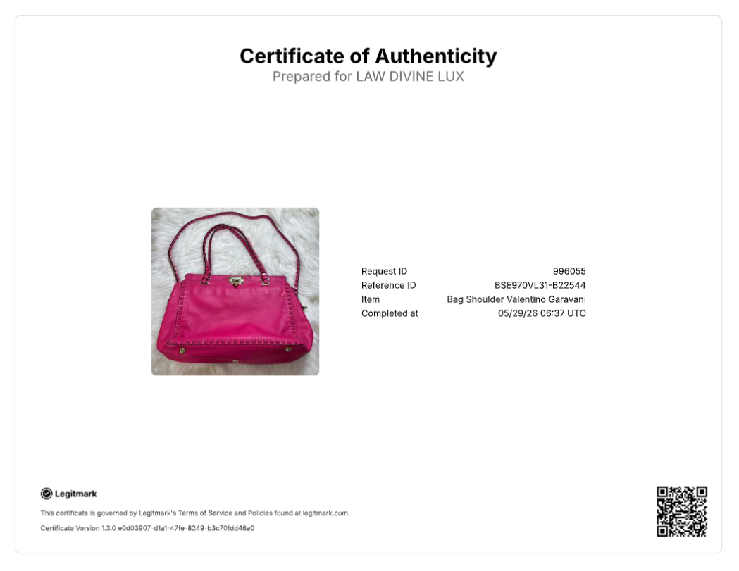 Valentino Garavani Vitello Rockstud Trapeze Tote Bag B22544