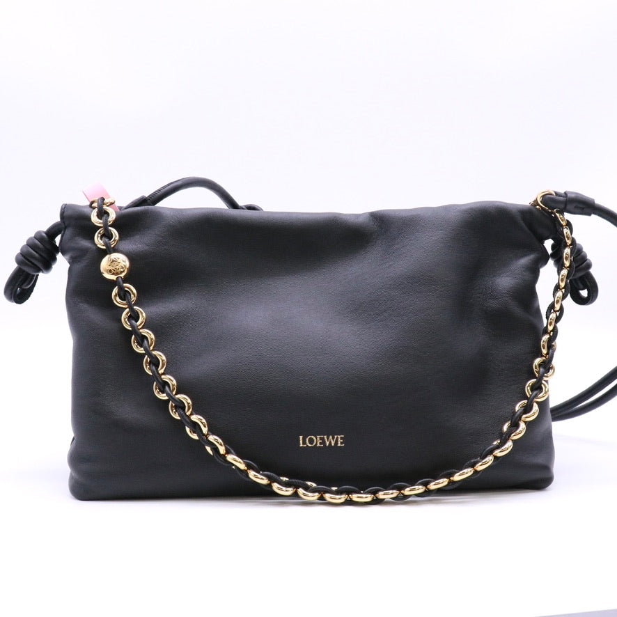 Mellow Nappa Medium Donut Chain Flamenco Knot Clutch Black Twins LDJ6181