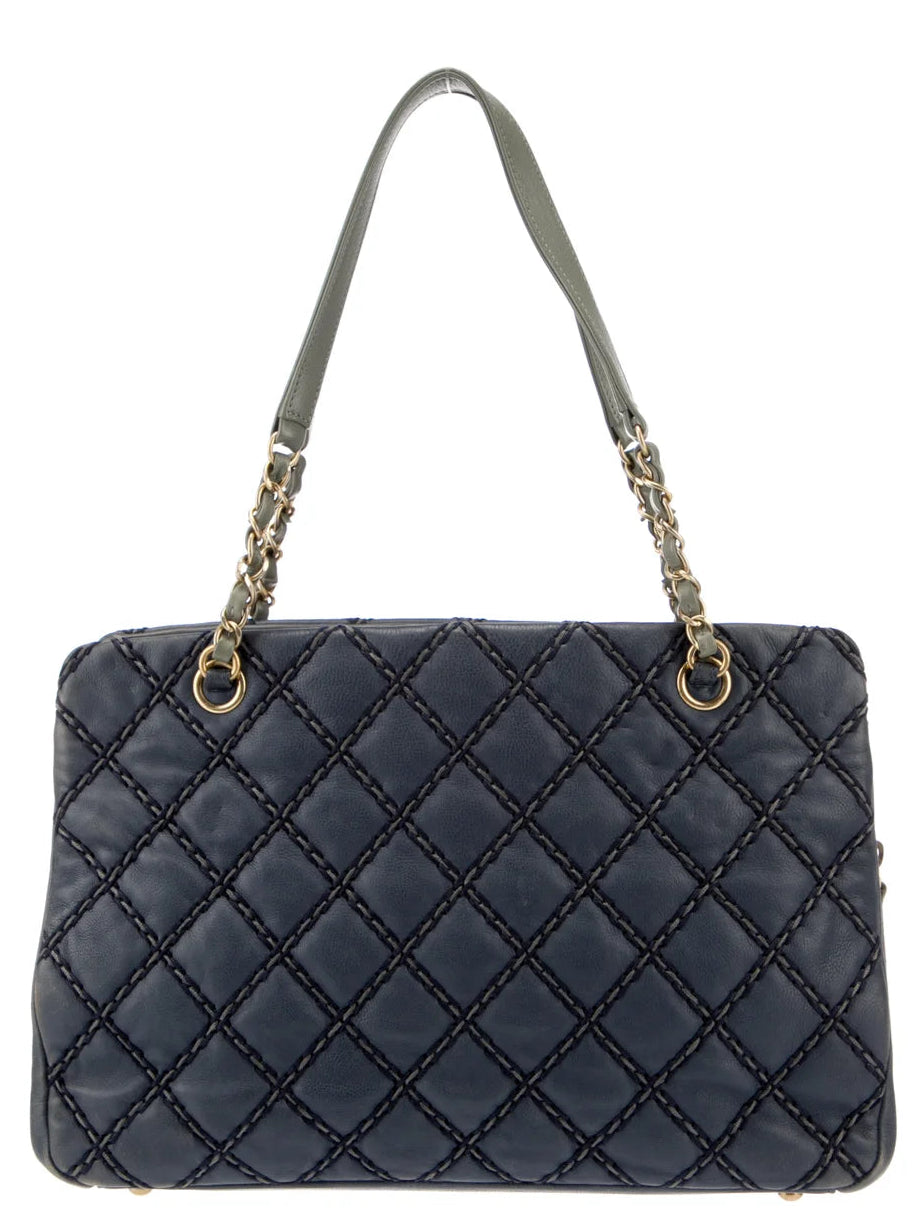 CC Crown Tote Stiched Leather Medium