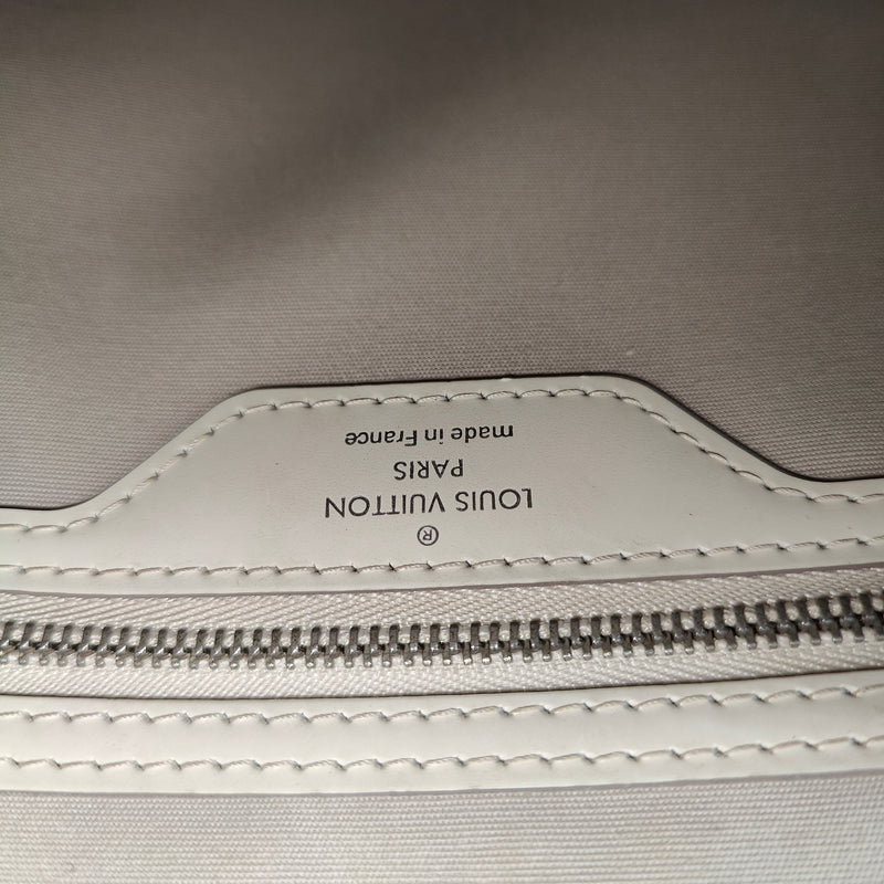 Louis Vuitton Epi Brea MM Ivory