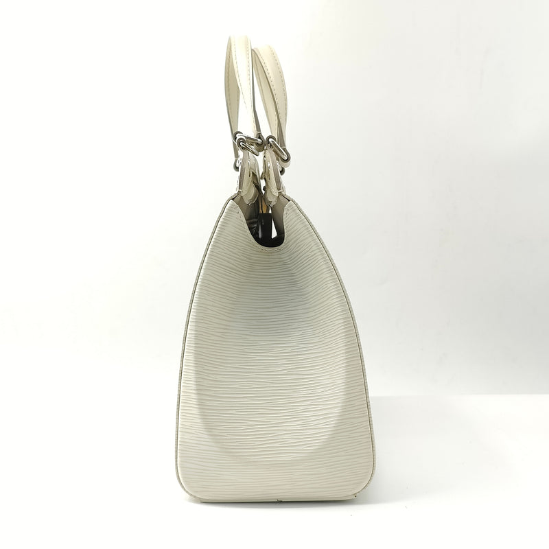 Louis Vuitton Epi Brea MM Ivory