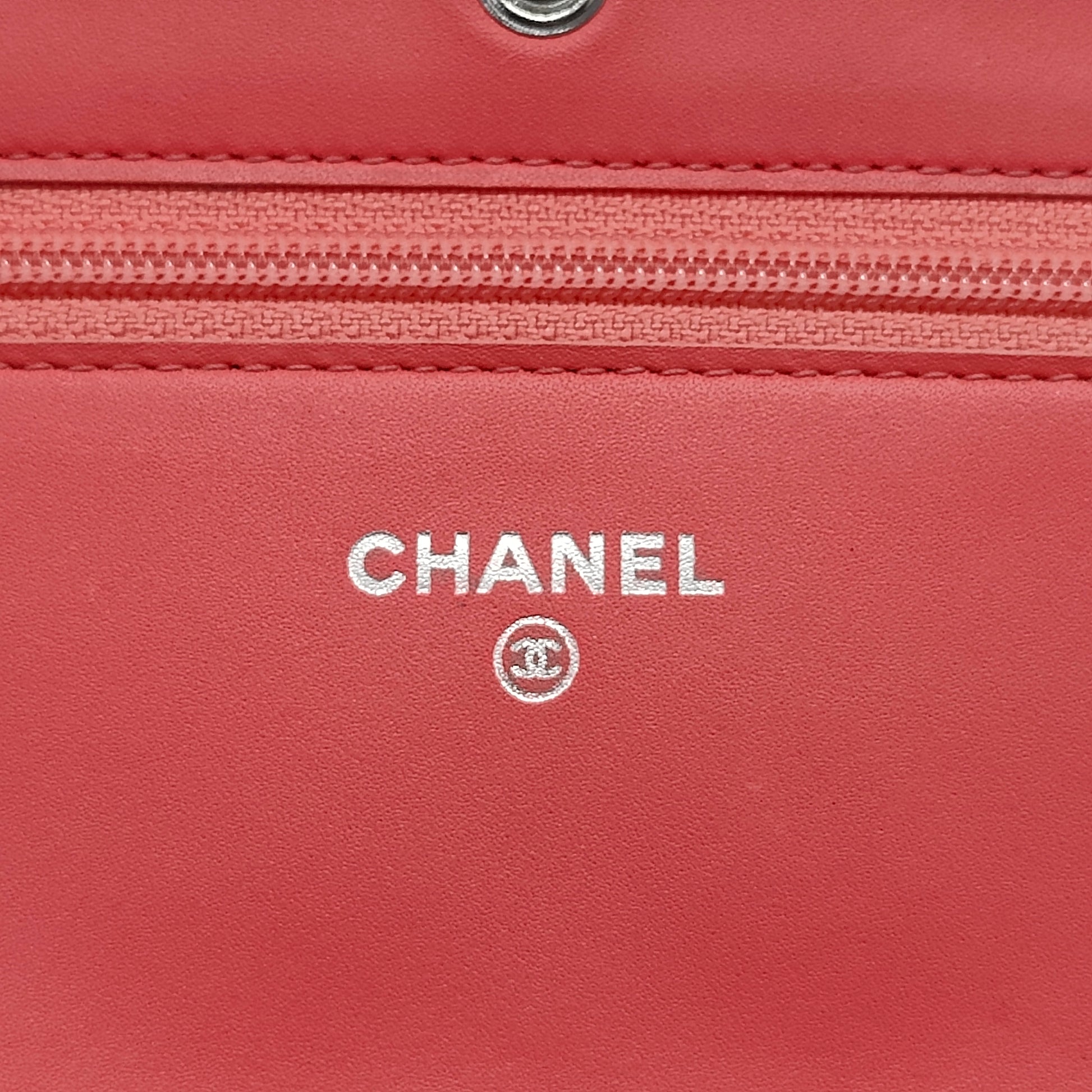 Wallet on Chain Quilted Patent