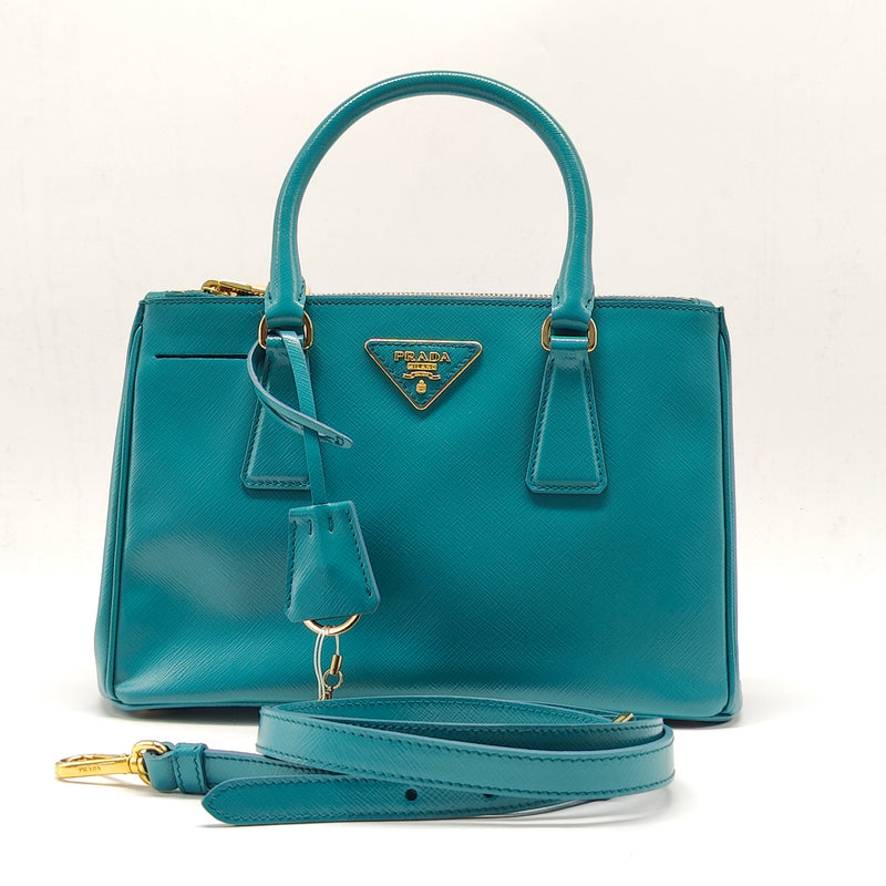 Galleria Double Zip Tote Saffiano Leather