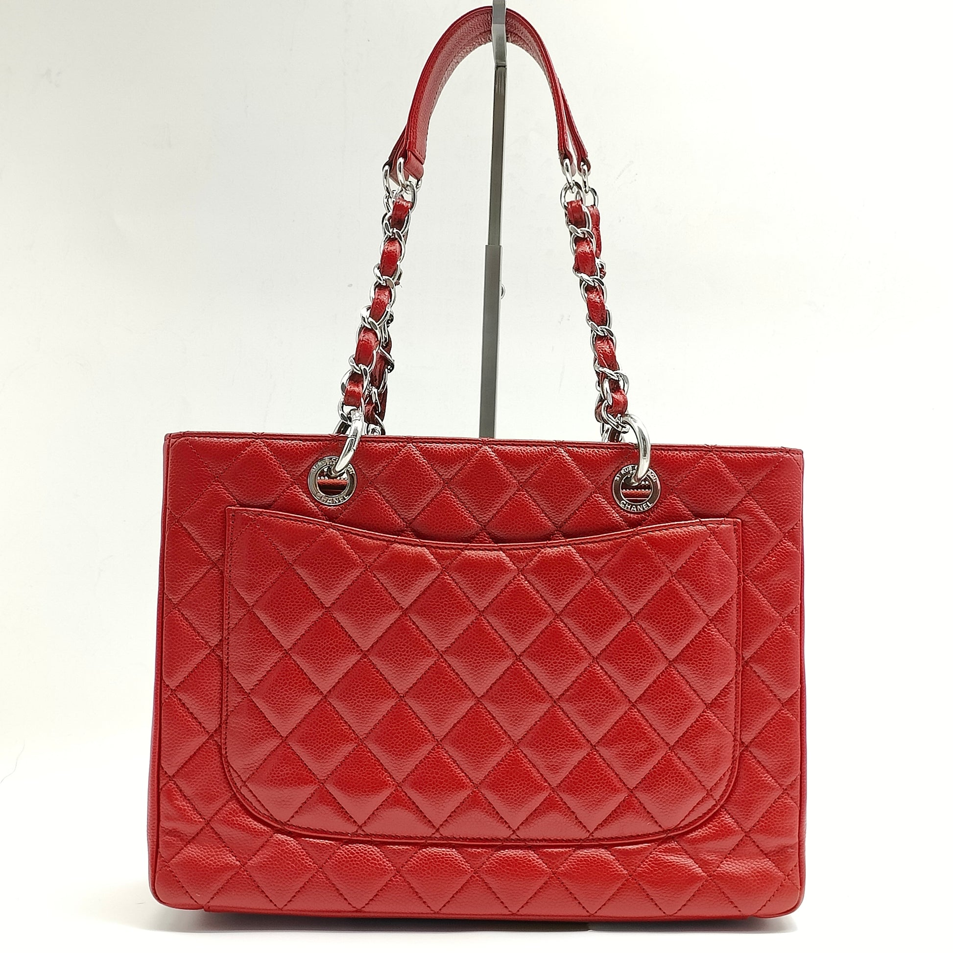 Grand Shopping Tote Quilted Caviar