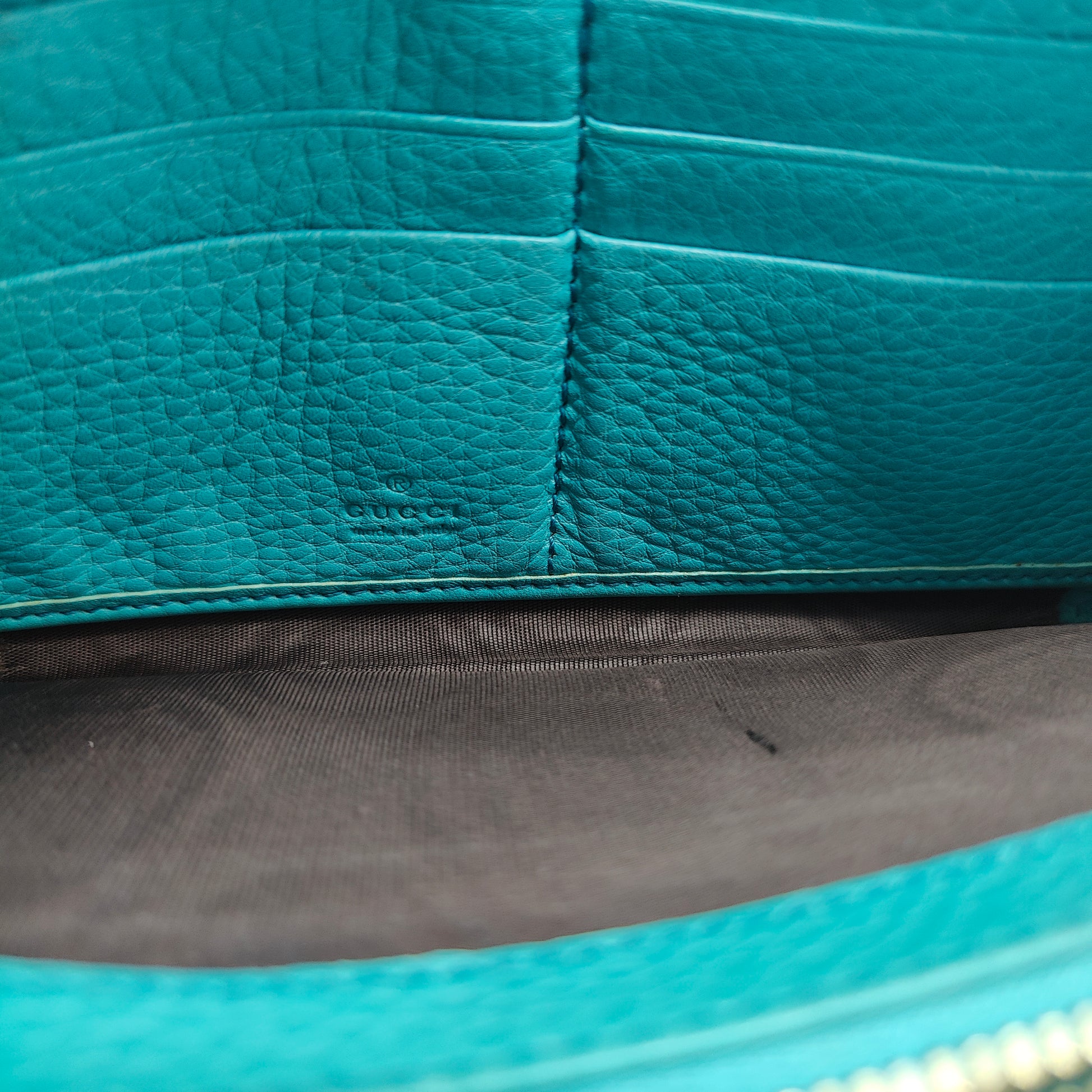 Soho Zippy Long Wallet Leather