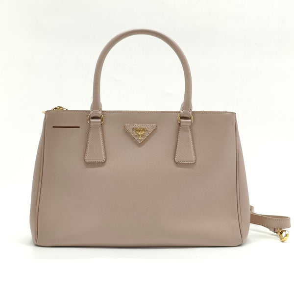 Saffiano Lux Medium Galleria Double Zip