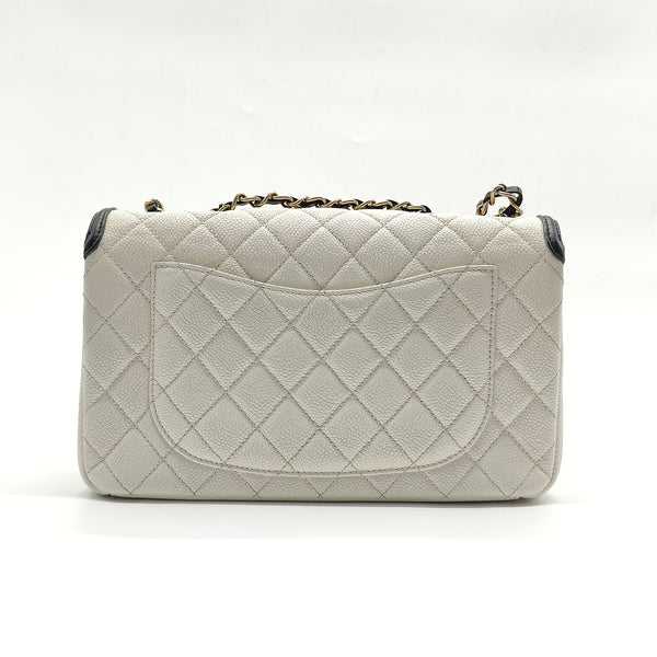 Filigree Flap Bag Quilted Caviar Medium