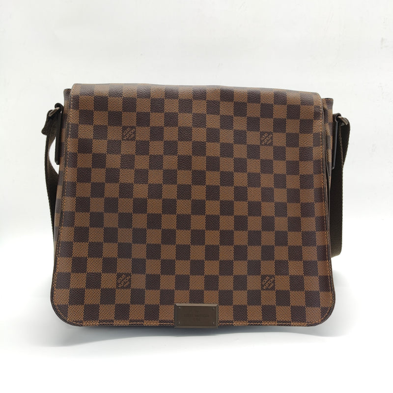 Louis Vuitton Damier Ebene Messenger Bag