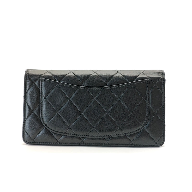 Lambskin Quilted Yen Wallet Black