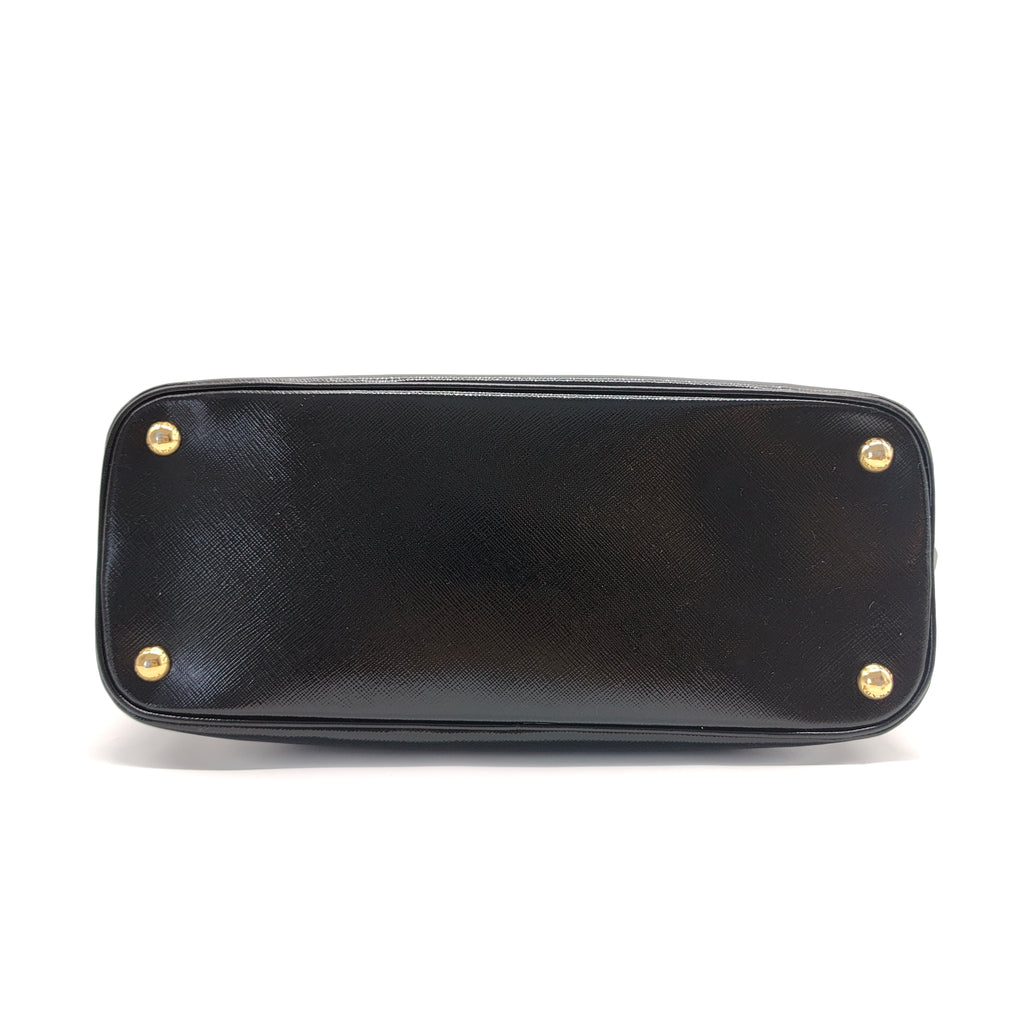 Promenade Handbag Saffiano Leather Medium