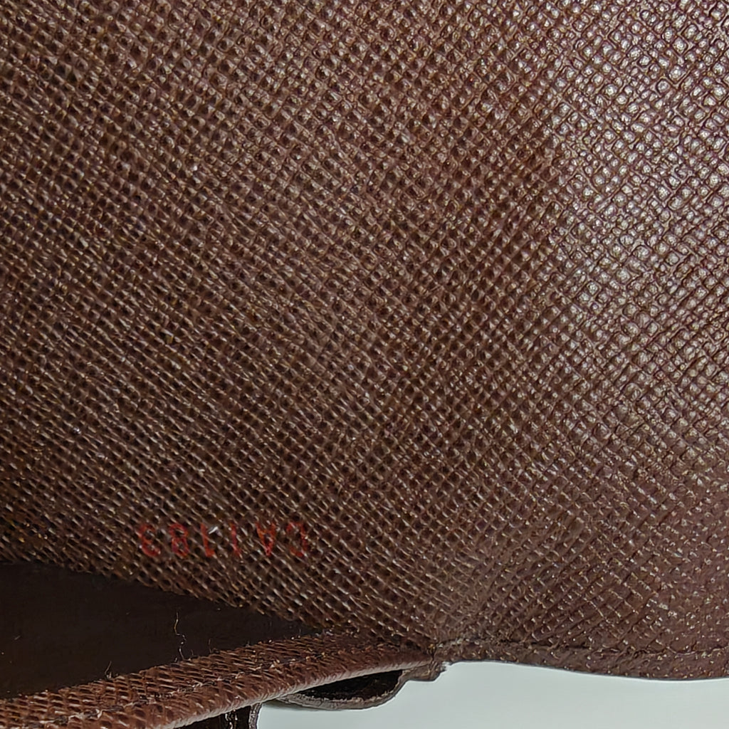 Portefeuil International wallet
