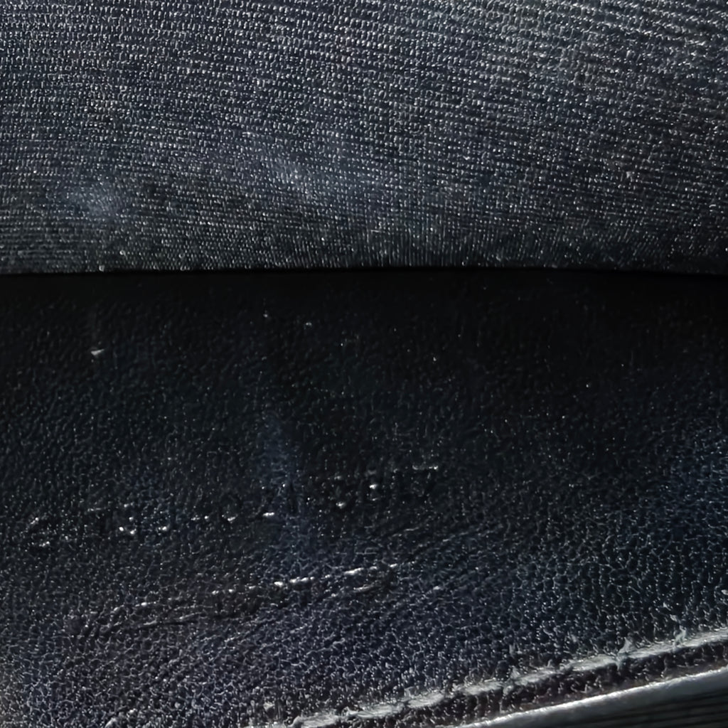 Classic Monogram Crossbody Bag Grainy Leather Medium