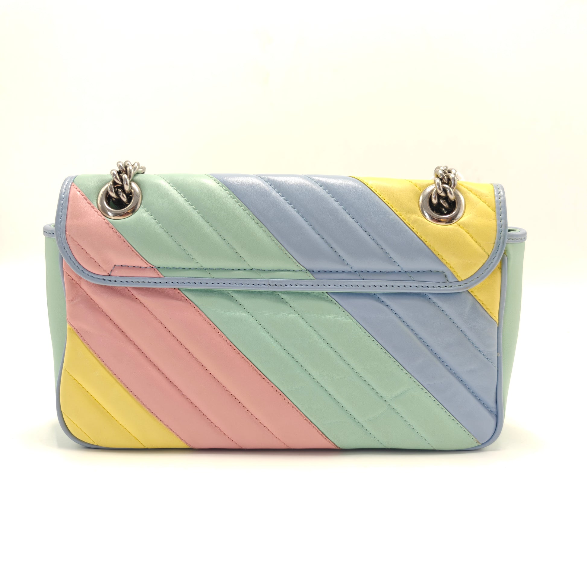 GG Marmont Flap Bag Diagonal Quilted Leather Small