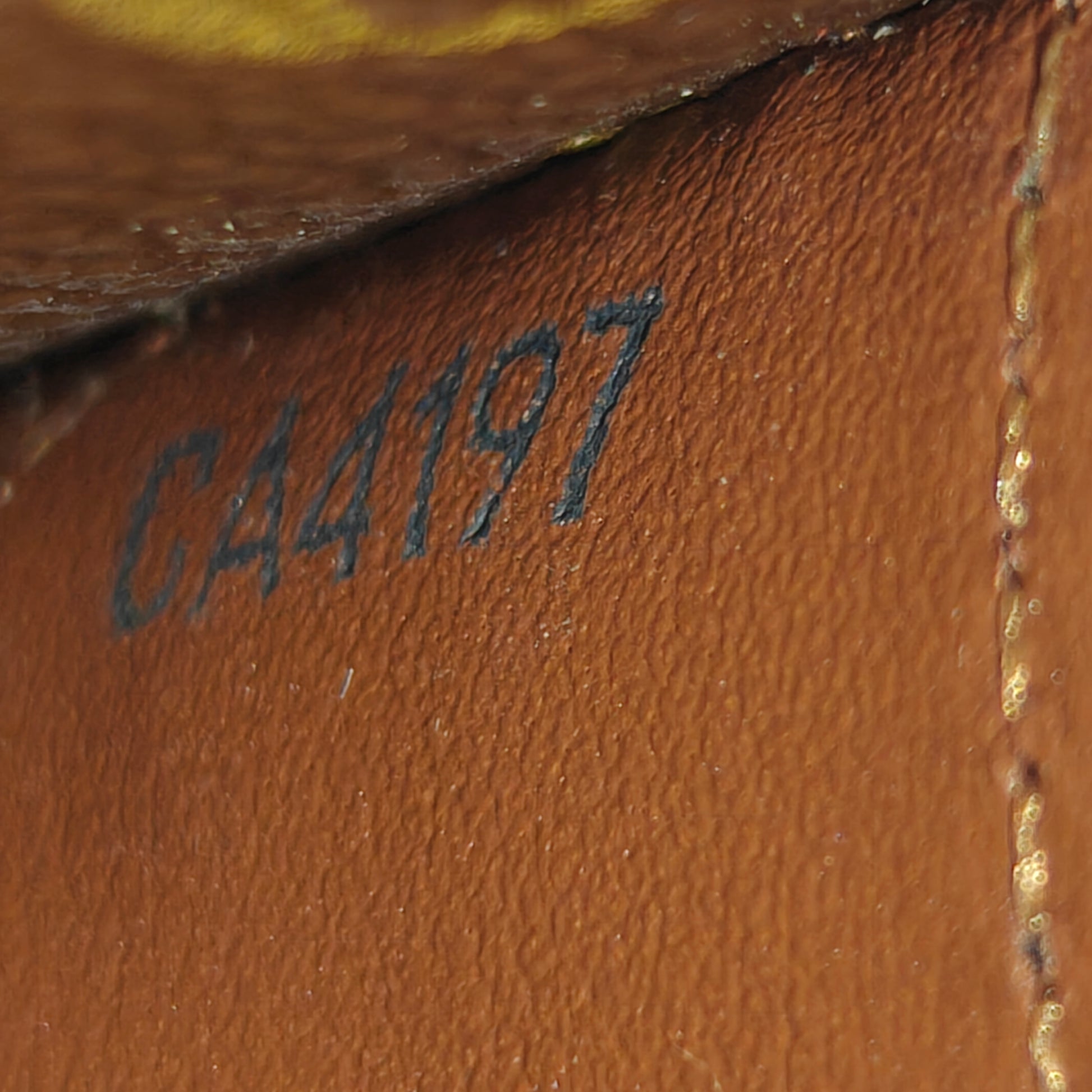 Monogram Portefeuille Sarah Long Wallet