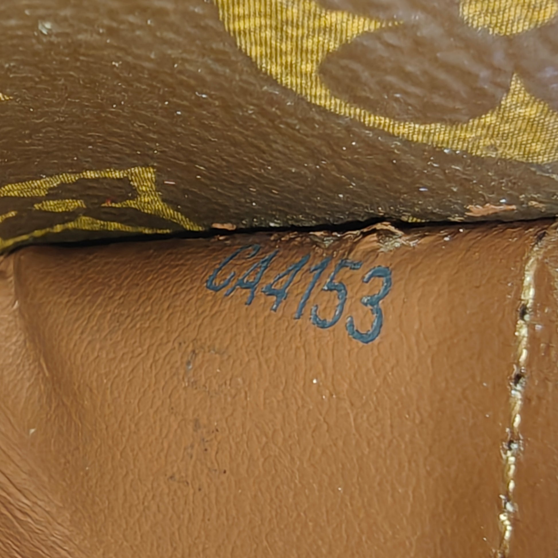Sarah Wallet Monogram Canvas