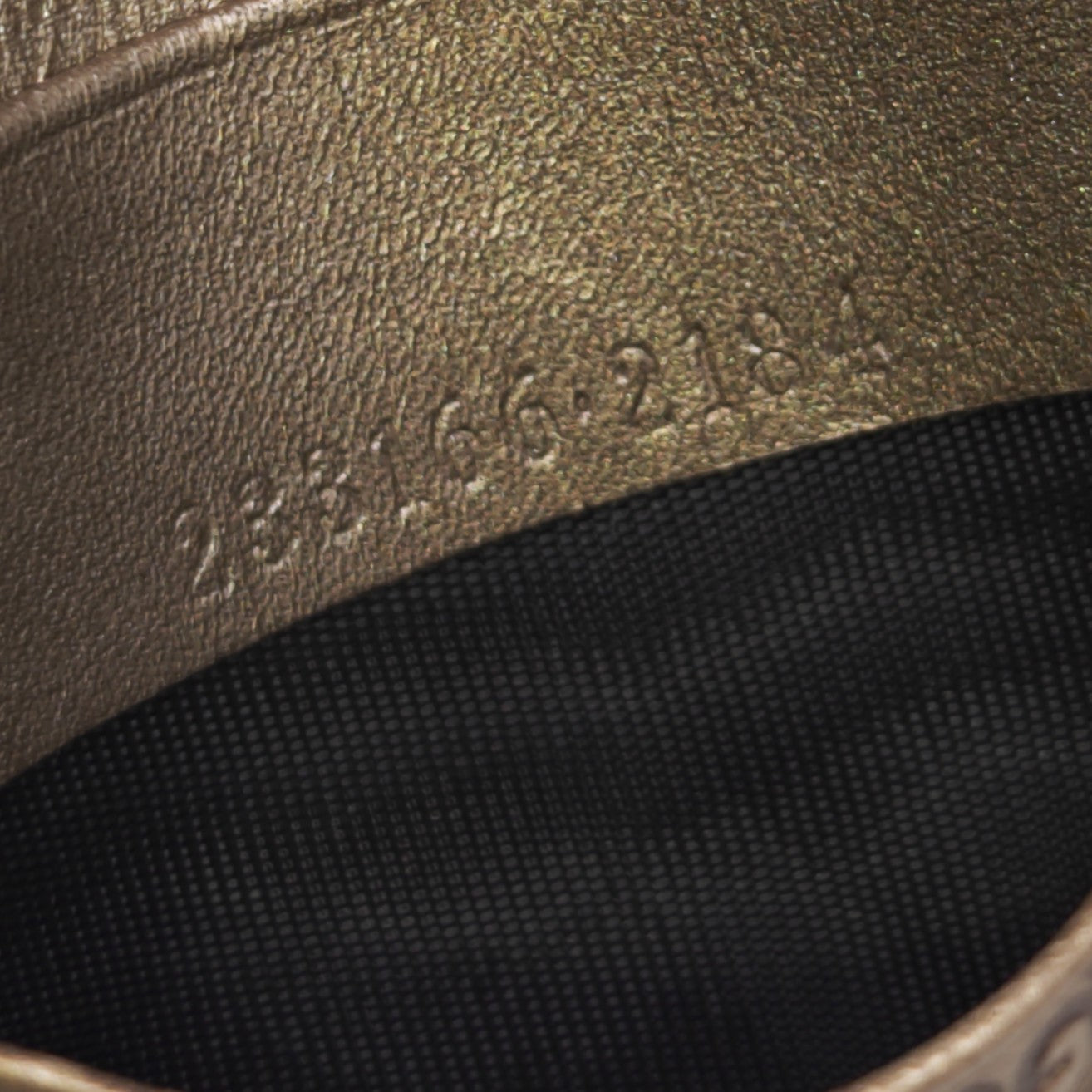 Metallic Beige Microguccissima Leather Card Holder Twins