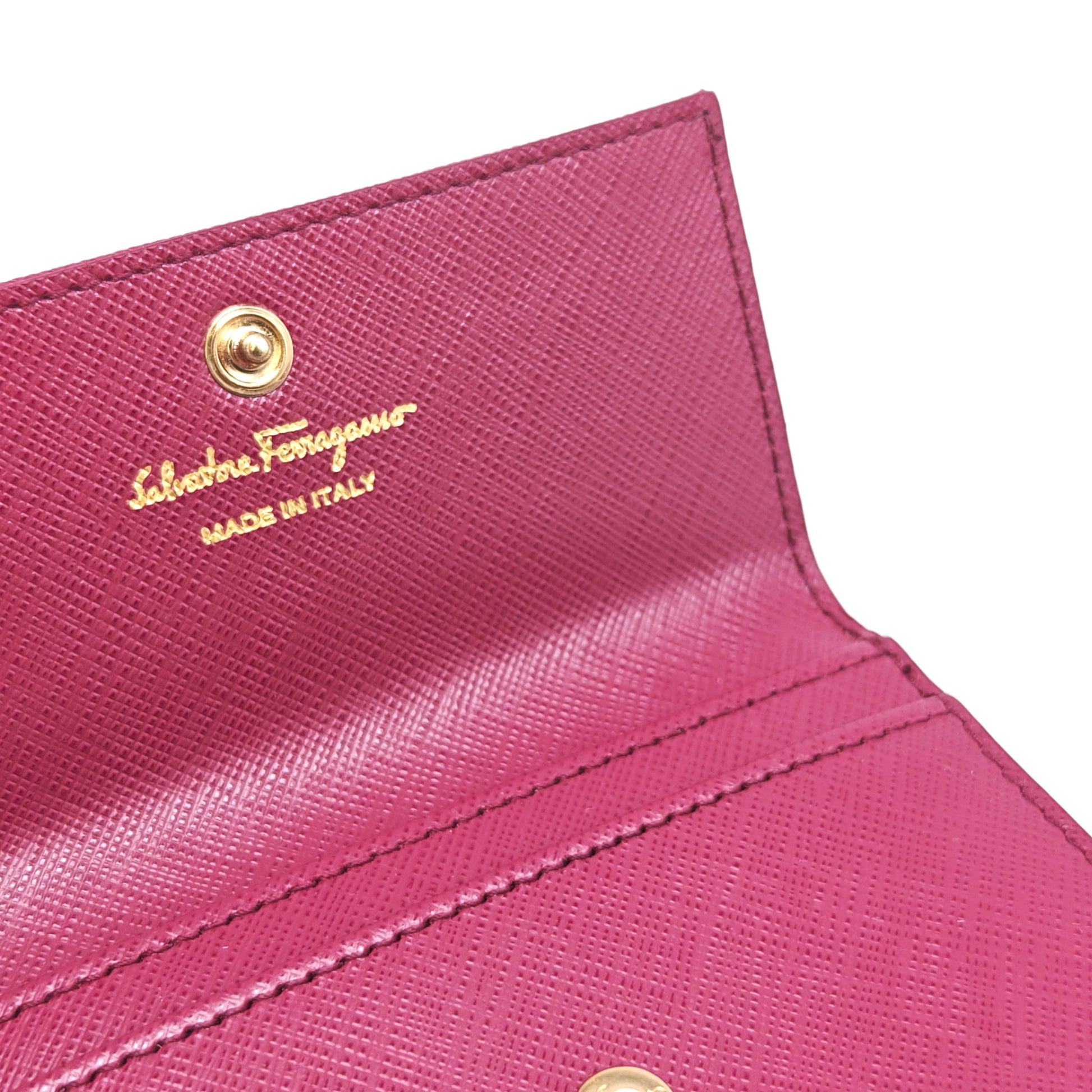 Auth Salvatore Ferragamo Vara -Bordeax Leather Card Case Twins